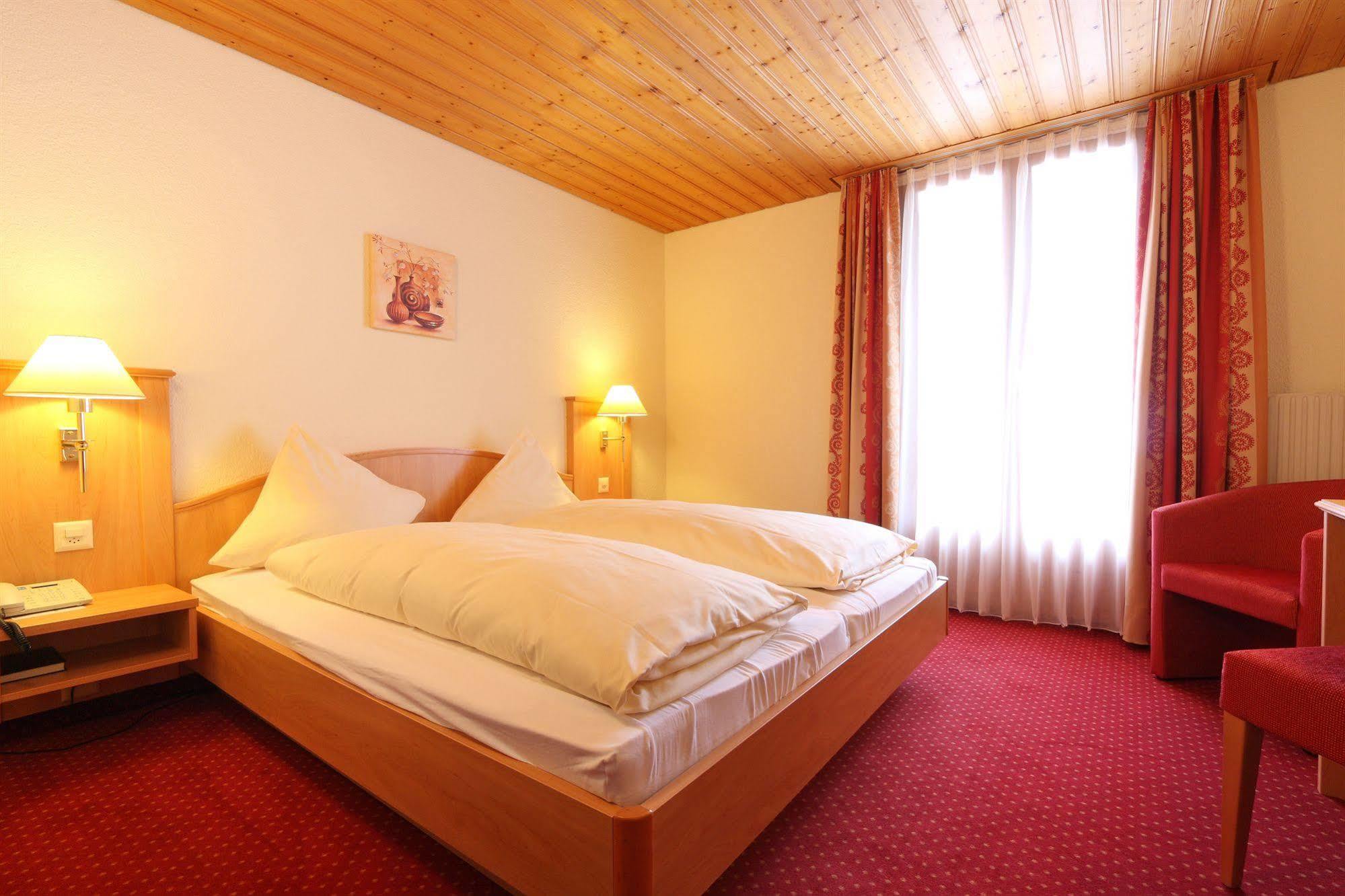 Bernerhof Swiss Quality Hotel Kandersteg Phòng bức ảnh